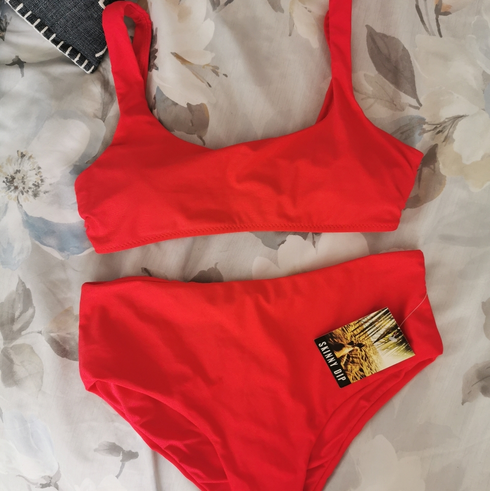 Bathing suite